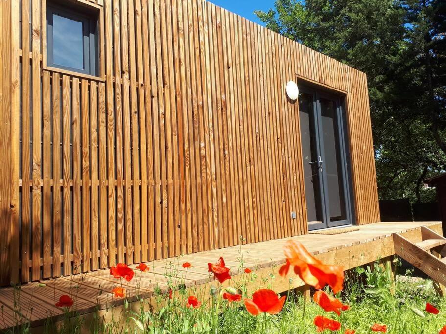 Joli Studio Climatise Avec Jacuzzi Prive Et Entree Independante Fréjus 外观 照片