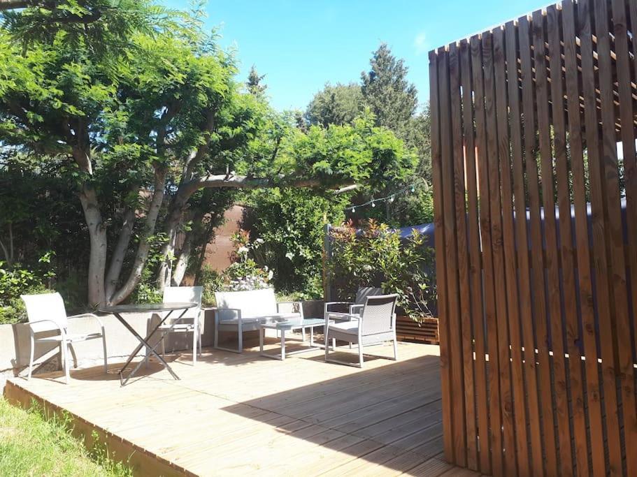 Joli Studio Climatise Avec Jacuzzi Prive Et Entree Independante Fréjus 外观 照片